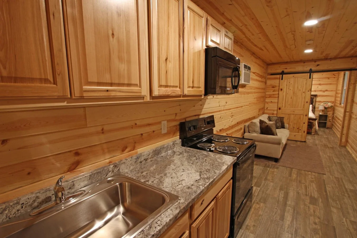 40ft Retreat Cabin Shipping Container (40HCRCBN) - Image 4
