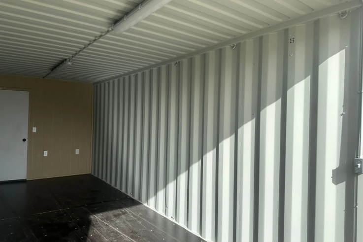 40ft Mobile Office Shipping Container with Storage (18/22) (40STMOS1822) - Image 7