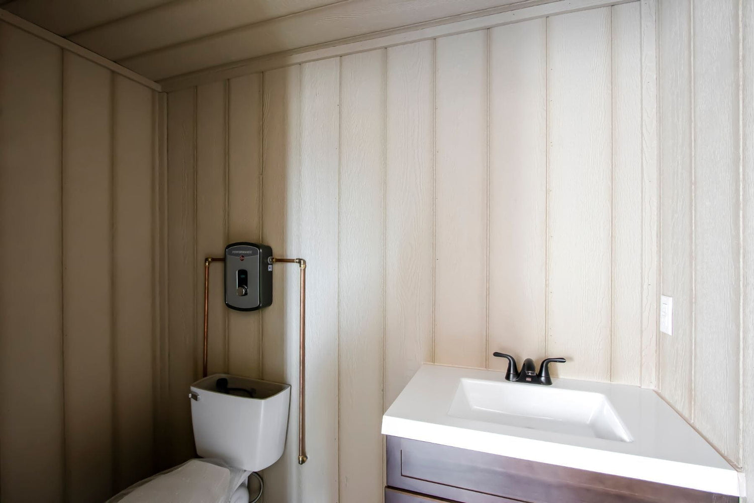 40ft Mobile Office Shipping Container with Bathroom (40STMOB) - Image 4