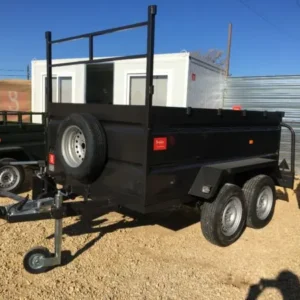 Hydraulic tipping trailer